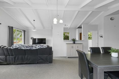 Photo of property in 7 Waipuna Grove, Stokes Valley, Lower Hutt, 5019