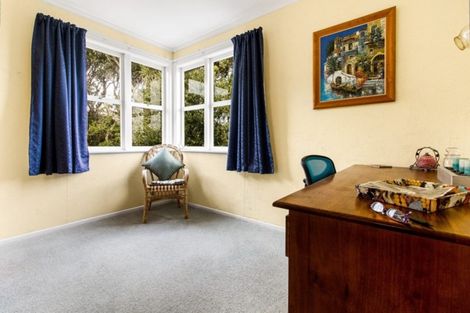 Photo of property in 93 Waitea Road, Muriwai, Waimauku, 0881