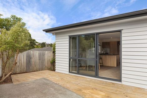 Photo of property in 21a Nirmal Place, Sunnyvale, Auckland, 0612