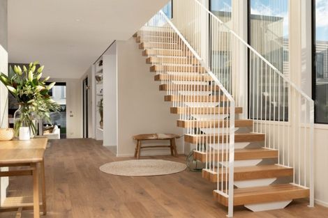 Photo of property in 98 Muricata Avenue, Mount Maunganui, 3116