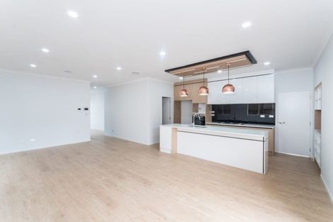 Photo of property in 40 Tinaku Road, Flat Bush, Auckland, 2019
