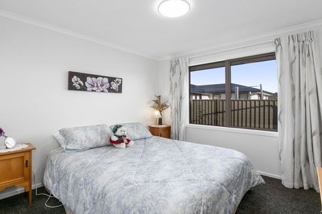 Photo of property in 33 Silver Springs Boulevard, Mosgiel, 9024