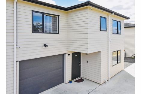 Photo of property in 54c Cambridge Terrace, Papatoetoe, Auckland, 2025