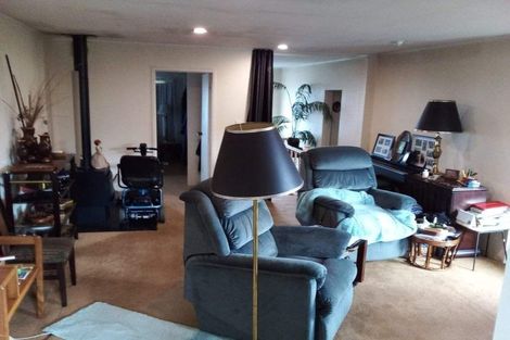 Photo of property in 2 Royal Road, Massey, Auckland, 0614