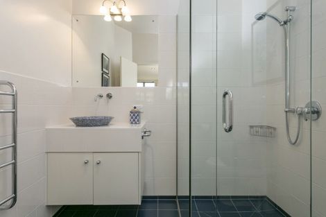 Photo of property in 10 Oregon Drive, Rainbow Point, Taupo, 3330