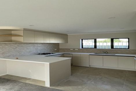 Photo of property in 72a Hokianga Street, Mangere East, Auckland, 2024