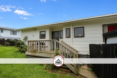 Photo of property in 2/38 Maplesden Drive, Clendon Park, Auckland, 2103