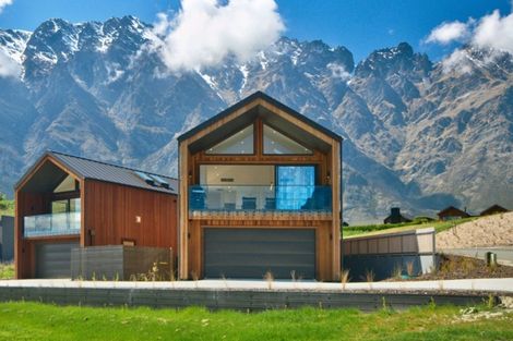 Photo of property in 3a Glenelg Lane, Jacks Point, 9371