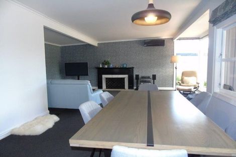 Photo of property in 415 Fergusson Drive, Heretaunga, Upper Hutt, 5018