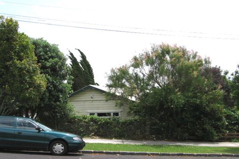 Photo of property in 34 Sutherland Road, Point Chevalier, Auckland, 1025