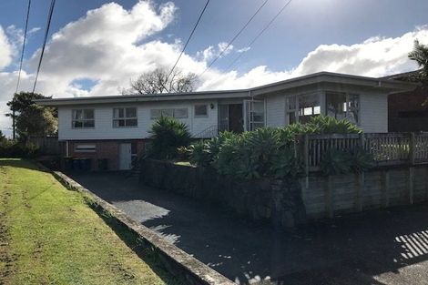 Photo of property in 95 Ocean View Road, Hillcrest, Auckland, 0627