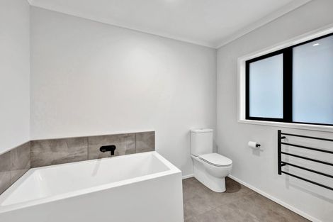 Photo of property in 30a Hunter Street, Hawera, 4610