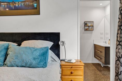 Photo of property in 23 Links Drive, Waiwhakaiho, New Plymouth, 4312