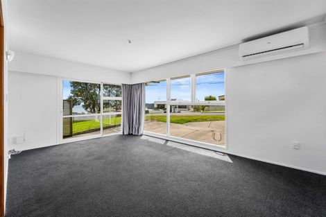 Photo of property in 56 Stanmore Bay Road, Stanmore Bay, Whangaparaoa, 0932