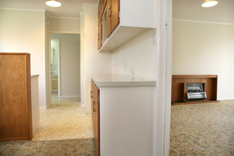 Photo of property in 2/55 Orams Road, Hillpark, Auckland, 2102