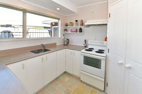 Photo of property in 36 Lakeside Drive, Pahurehure, Papakura, 2113