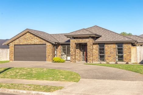 Photo of property in 33 Edith Collier Drive, Otamatea, Whanganui, 4500