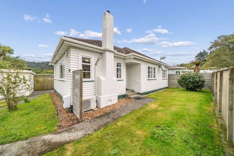 Photo of property in 74 Bledisloe Crescent, Wainuiomata, Lower Hutt, 5014