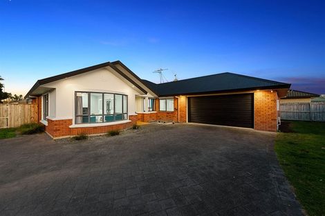 Photo of property in 40a Cairns Crescent, Rototuna, Hamilton, 3210