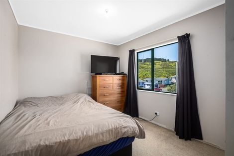 Photo of property in 6 Tobago Crescent, Grenada North, Wellington, 5028