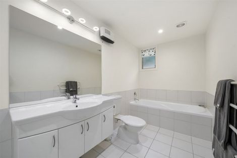 Photo of property in 23 Doris Gordon Crescent, Crofton Downs, Wellington, 6035