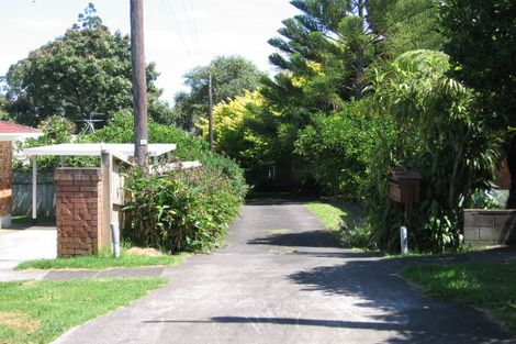 Photo of property in 2/60 Moana Avenue, One Tree Hill, Auckland, 1061