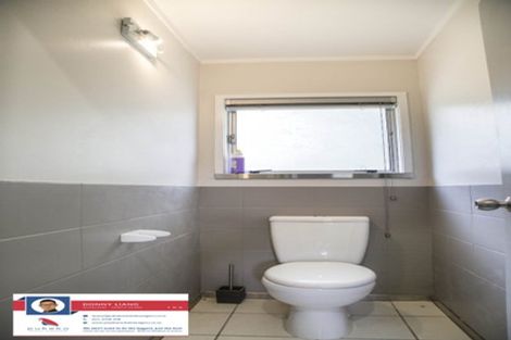 Photo of property in 2/11 Foley Place, Torbay, Auckland, 0632