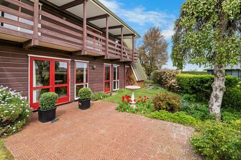 Photo of property in 14 Oakden Drive, Darfield, 7510