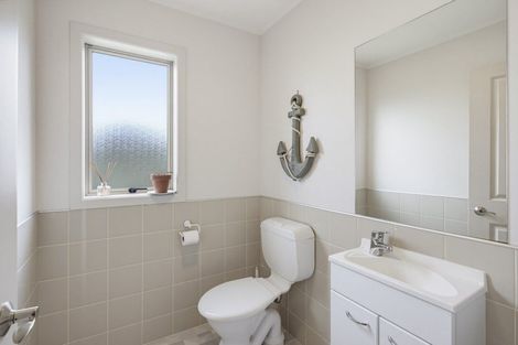 Photo of property in 4 Corfe Castle Lane, Levin, 5510