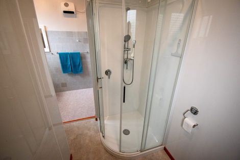 Photo of property in 18 Kenilworth Street, Addington, Christchurch, 8024