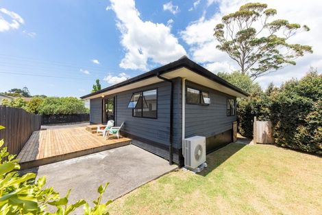 Photo of property in 55 Meadowvale Rise, Titirangi, Auckland, 0604