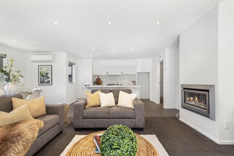 Photo of property in 22b Harrys Close, Arthurs Point, Queenstown, 9371