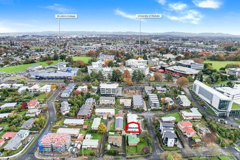 Photo of property in 3a Scotland Place, Hillcrest, Hamilton, 3216