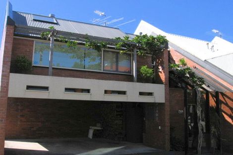 Photo of property in 19 Clermont Terrace, Kelburn, Wellington, 6012