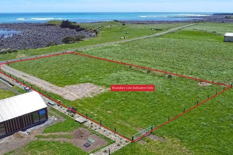 Photo of property in 304 Coast Road, Warea, 4381