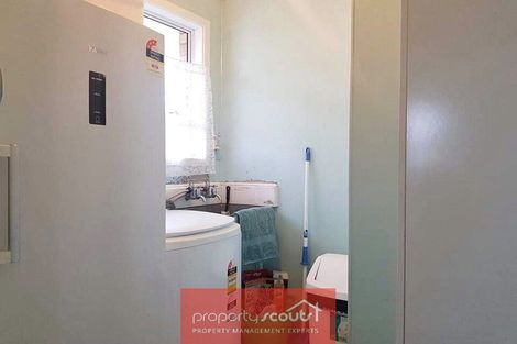 Photo of property in 2 Thames Street, Welbourn, New Plymouth, 4310