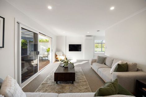 Photo of property in 43 Silverdale Road, Silverdale, Hamilton, 3216