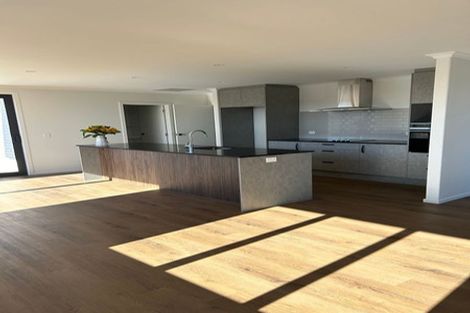 Photo of property in 16 Songpa Street, Halswell, Christchurch, 8025