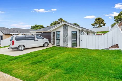 Photo of property in 111 Hillpark Drive, Pokeno, 2402