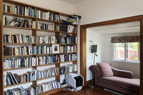 Photo of property in 21 Salamanca Road, Kelburn, Wellington, 6012