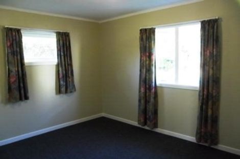 Photo of property in 27 Sheridan Drive, New Lynn, Auckland, 0600
