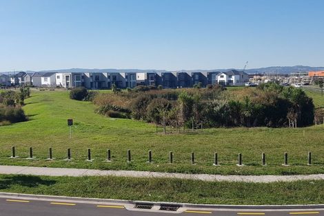 Photo of property in 5 Karokaro Road, Takanini, 2112