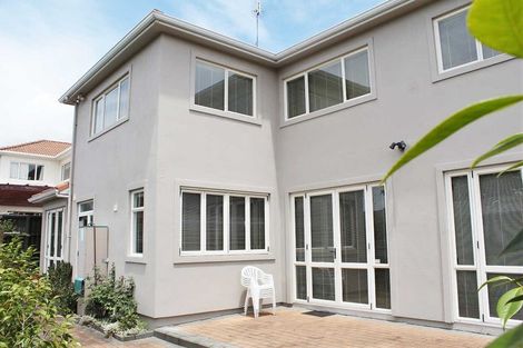 Photo of property in 12b Karetu Road, Greenlane, Auckland, 1051