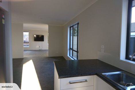 Photo of property in 94 Palmers Road, New Brighton, Christchurch, 8083