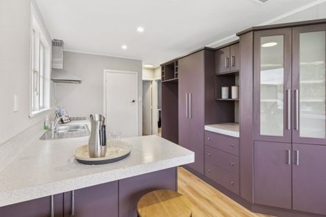 Photo of property in 10 Anderson Road, Deanwell, Hamilton, 3206