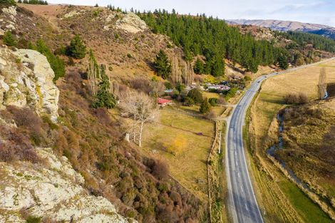 Photo of property in 3749 Luggate-cromwell Road, Luggate, Cromwell, 9383