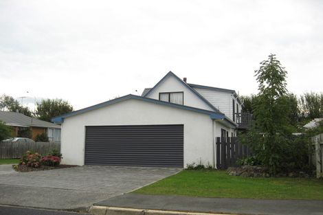 Photo of property in 53 Kinmont Crescent, Kinmont Park, Mosgiel, 9024