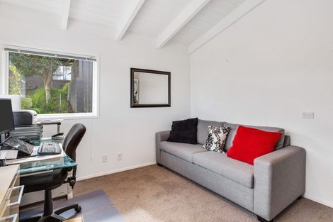 Photo of property in 3/28 Walter Street, Hauraki, Auckland, 0622