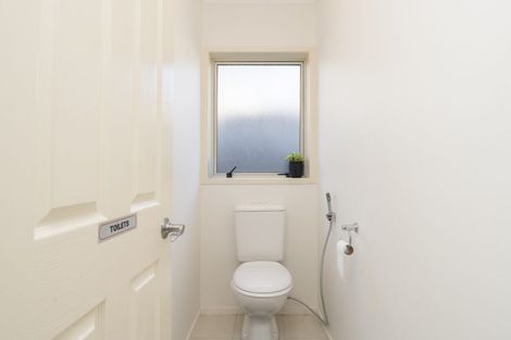 Photo of property in 48 San Marino Drive West, Henderson, Auckland, 0612