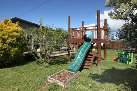Photo of property in 12 Domain Road, Haumoana, 4102